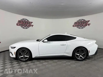 2024 Ford Mustang EcoBoost Coupe - miniatura 4