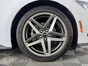 2024 Ford Mustang EcoBoost Coupe - miniatura 41