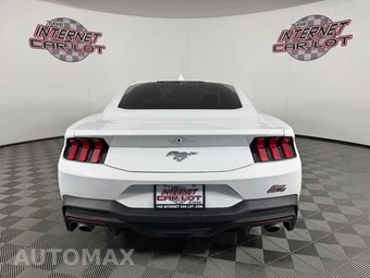 2024 Ford Mustang EcoBoost Coupe - miniatura 6