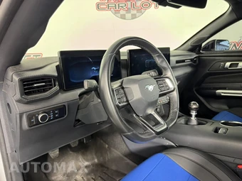 2024 Ford Mustang GT Coupe - miniatura 10