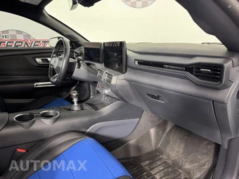 2024 Ford Mustang GT Coupe - miniatura 11