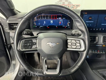 2024 Ford Mustang GT Coupe - miniatura 12