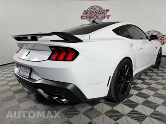 2024 Ford Mustang GT Coupe - miniatura 25