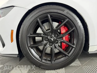 2024 Ford Mustang GT Coupe - miniatura 36