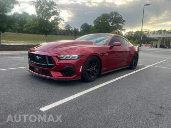 2024 Ford Mustang GT Coupe - miniatura 1
