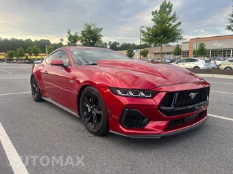 2024 Ford Mustang GT Coupe - miniatura 3