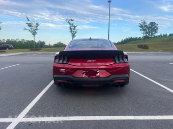 2024 Ford Mustang GT Coupe - miniatura 6