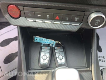 2024 Ford Mustang GT Coupe - miniatura 8