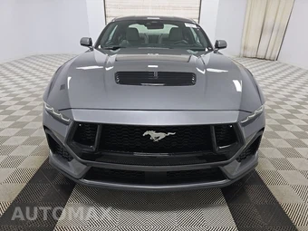 2024 Ford Mustang GT Coupe - miniatura 2