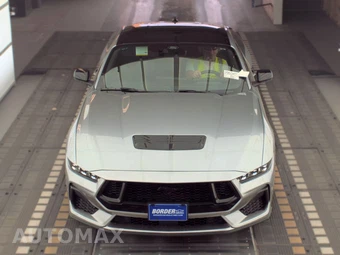 2024 Ford Mustang GT Coupe - miniatura 2