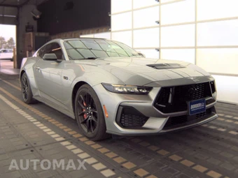 2024 Ford Mustang GT Coupe - miniatura 3