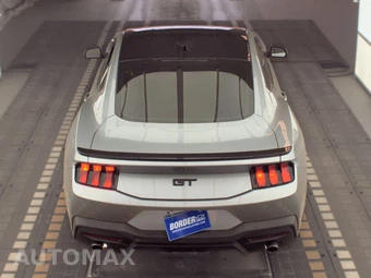 2024 Ford Mustang GT Coupe - miniatura 5
