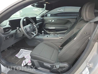 2024 Ford Mustang GT Coupe - miniatura 7