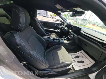 2024 Ford Mustang GT Coupe – miniatura 17