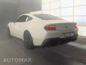 2024 Ford Mustang GT Coupe - miniatura 6