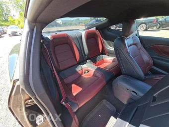 2024 Ford Mustang GT Premium Coupe - miniatura 13