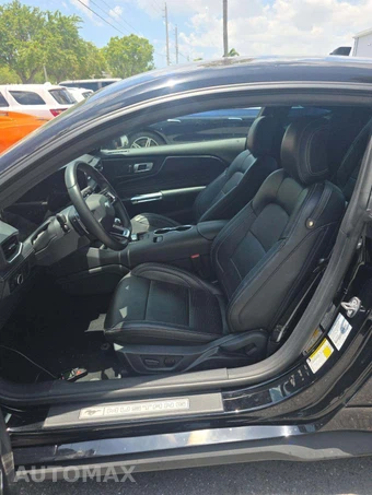 2024 Ford Mustang GT Premium Coupe – miniatura 6