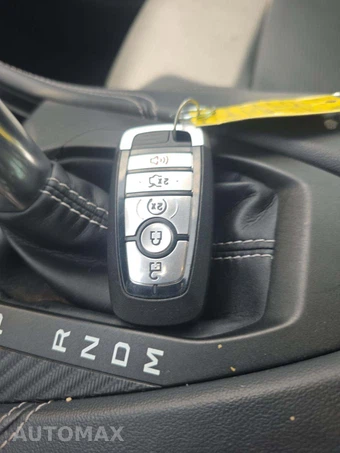 2024 Ford Mustang GT Premium Coupe – miniatura 8