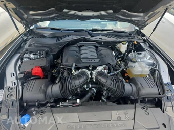 2024 Ford Mustang GT Premium Coupe – miniatura 18