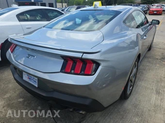 2024 Ford Mustang GT Premium Coupe – miniatura 4