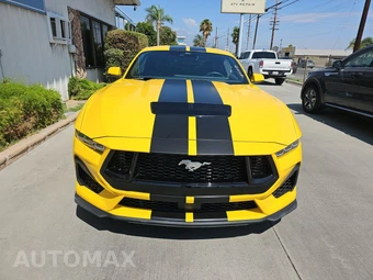 2024 Ford Mustang GT Premium Coupe - miniatura 2