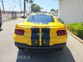 2024 Ford Mustang GT Premium Coupe - miniatura 5