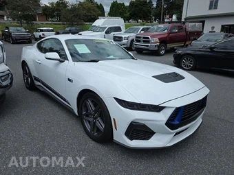2024 Ford Mustang GT Premium Coupe - miniatura 3