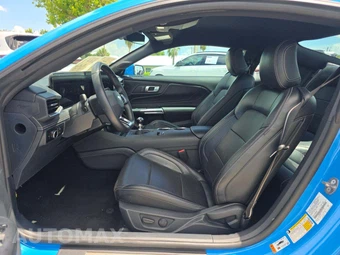 2024 Ford Mustang GT Premium Coupe – miniatura 3