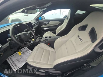 2024 Ford Mustang GT Premium Coupe – miniatura 7