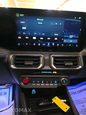 2024 Ford Mustang GT Premium Coupe - miniatura 10
