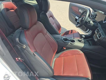 2024 Ford Mustang GT Premium Coupe - miniatura 15