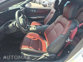 2024 Ford Mustang GT Premium Coupe - miniatura 3