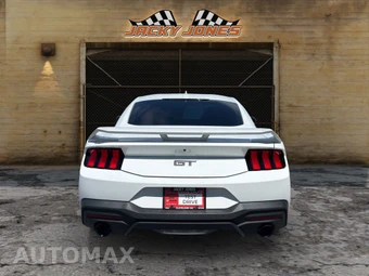 2024 Ford Mustang GT Premium Coupe - miniatura 8