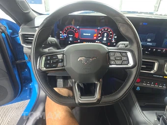 2024 Ford Mustang GT Premium Coupe - miniatura 10