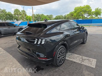 2024 Ford Mustang Mach-E Premium - miniatura 4