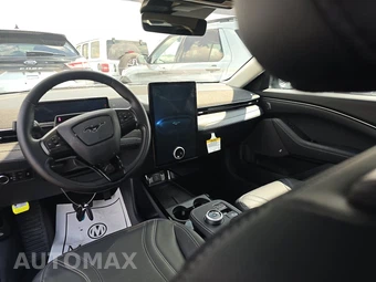 2024 Ford Mustang Mach-E Premium - miniatura 11