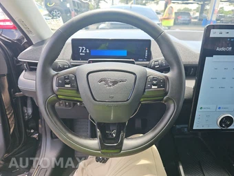 2024 Ford Mustang Mach-E Premium - miniatura 10