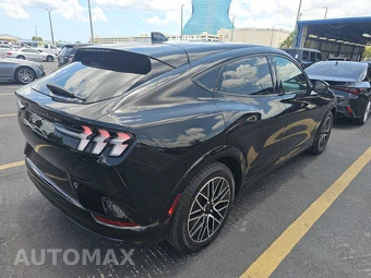 2024 Ford Mustang Mach-E Premium - miniatura 4