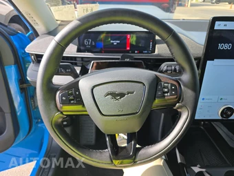 2024 Ford Mustang Mach-E Premium - miniatura 10