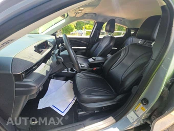 2024 Ford Mustang Mach-E Premium - miniatura 6