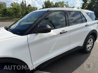 2024 Ford Police Interceptor Utility - miniatura 12