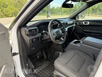 2024 Ford Police Interceptor Utility - miniatura 29