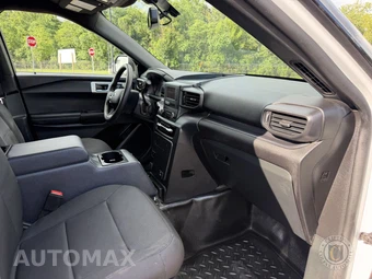 2024 Ford Police Interceptor Utility - miniatura 38