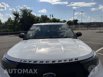2024 Ford Police Interceptor Utility - miniatura 8