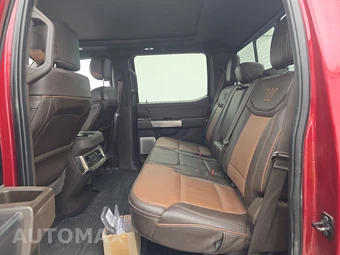 2024 Ford Super Duty F-250 King Ranch Crew Cab Medium Bed - miniatura 13