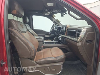 2024 Ford Super Duty F-250 King Ranch Crew Cab Medium Bed - miniatura 8