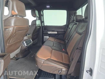 2024 Ford Super Duty F-250 King Ranch Crew Cab Medium Bed - miniatura 13