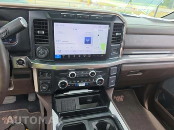 2024 Ford Super Duty F-250 King Ranch Crew Cab Medium Bed - miniatura 7