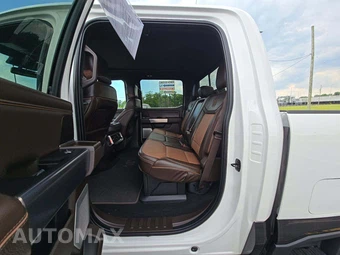 2024 Ford Super Duty F-250 King Ranch Crew Cab Medium Bed - miniatura 10