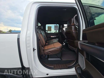 2024 Ford Super Duty F-250 King Ranch Crew Cab Medium Bed - miniatura 13
